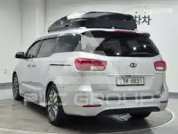 2015 KIA Carnival