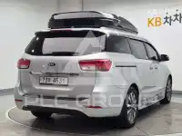 2015 KIA Carnival