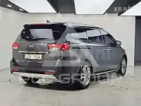 2015 KIA Carnival