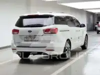 2015 KIA Carnival
