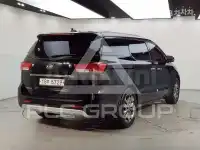 2015 KIA Carnival