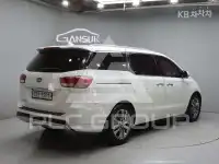 2015 KIA Carnival