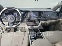 2015 KIA Carnival