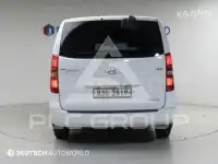 2015 Hyundai Starex