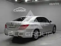 2015 Hyundai Equus