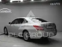 2015 Hyundai Equus