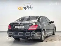 2015 Hyundai Equus