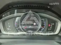 2016 Volvo V60
