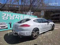 2016 Porsche Panamera