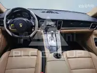 2016 Porsche Panamera