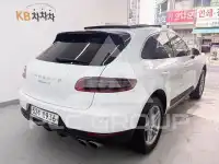 2016 Porsche MACAN