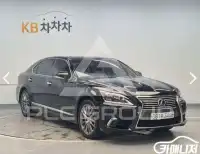 2016 Lexus LS