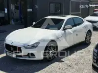 2016 Maserati GHIBLI