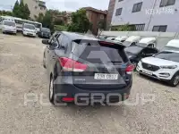 2016 KIA Carens