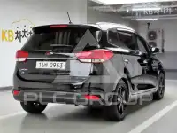 2016 KIA Carens