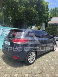 2016 KIA Carens