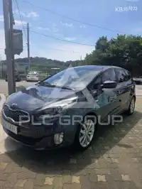 2016 KIA Carens