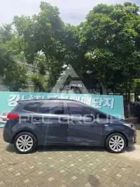 2016 KIA Carens