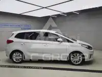 2016 KIA Carens