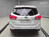 2016 KIA Carens