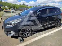2016 KIA Carens