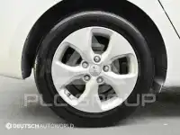 2016 KIA Carens
