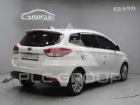 2016 KIA Carens