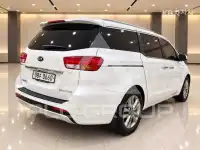 2016 KIA Carnival
