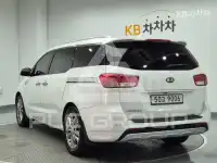 2016 KIA Carnival