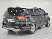 2016 KIA Carnival