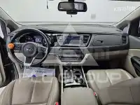 2016 KIA Carnival