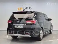 2016 KIA Carnival