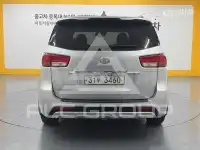 2016 KIA Carnival
