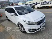 2016 KIA Carnival
