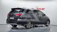 2016 KIA Carnival