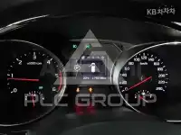2016 KIA Carnival
