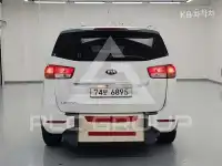 2016 KIA Carnival