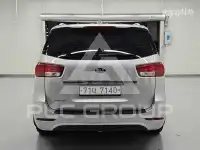 2016 KIA Carnival