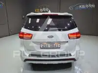 2016 KIA Carnival