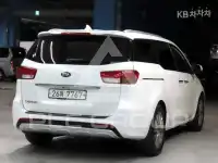 2016 KIA Carnival