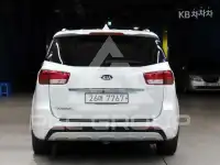 2016 KIA Carnival