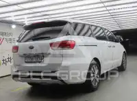2016 KIA Carnival