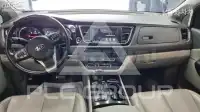 2016 KIA Carnival