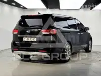 2016 KIA Carnival