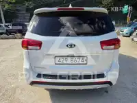 2016 KIA Carnival
