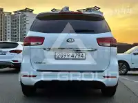 2016 KIA Carnival