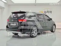 2016 KIA Carnival