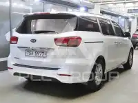 2016 KIA Carnival