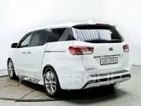 2016 KIA Carnival
