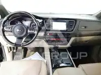2016 KIA Carnival